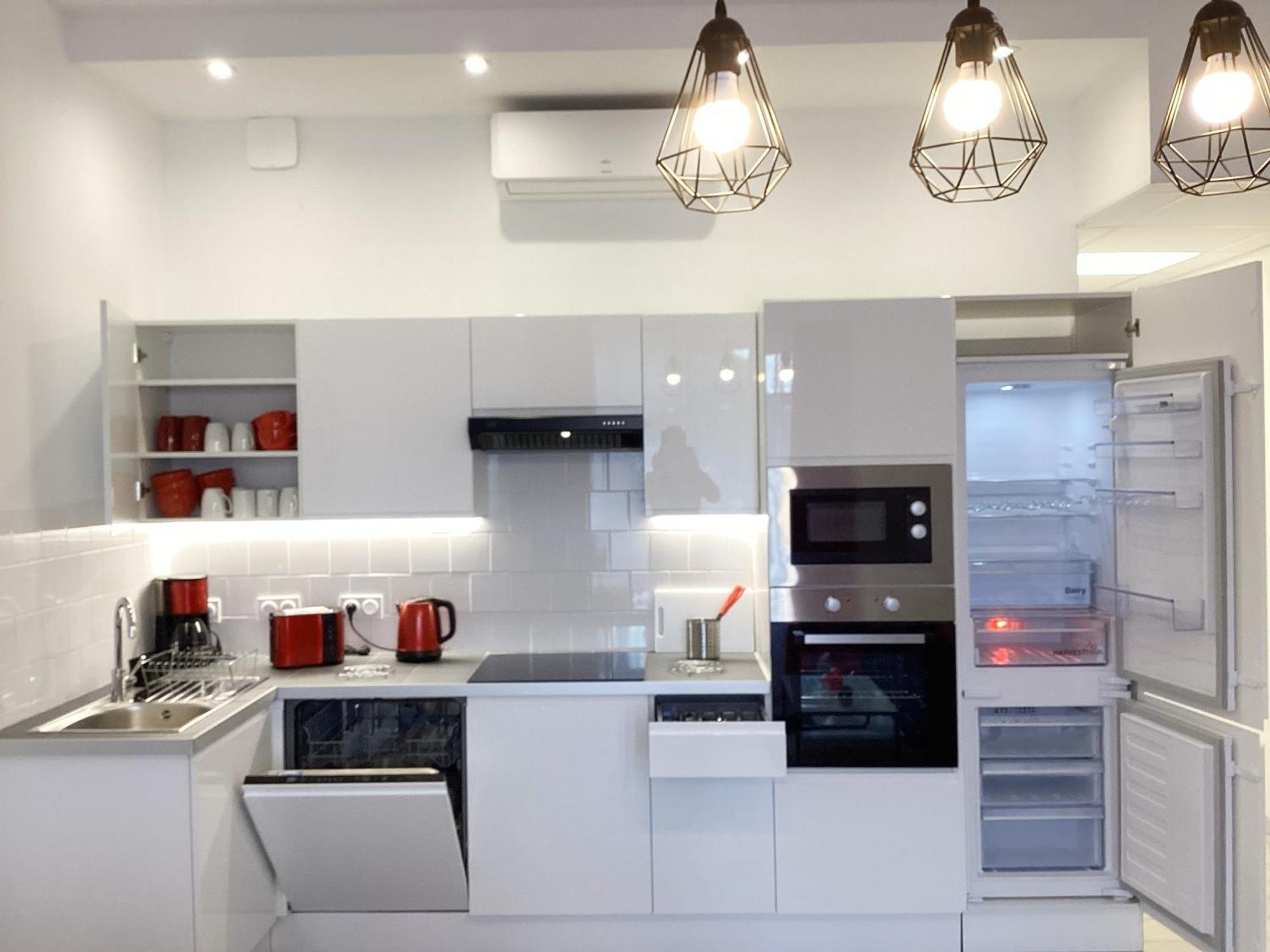 Appartement Stella 95 M2 Climatise Parking Proche Sanctuaires Lourdes Eksteriør bilde